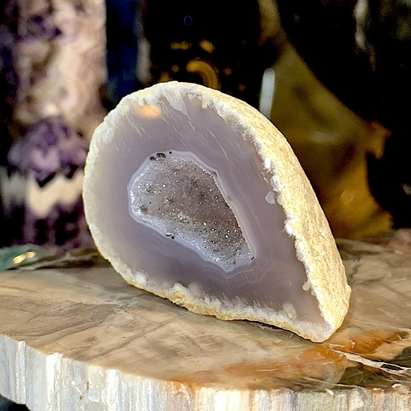 Agate Crystal Geode With Sparkles! - Picture 4 of 5